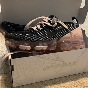 W AIR VAPORMAX FLYSKIT 3